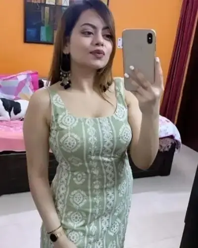 Call Girl Dhoraji